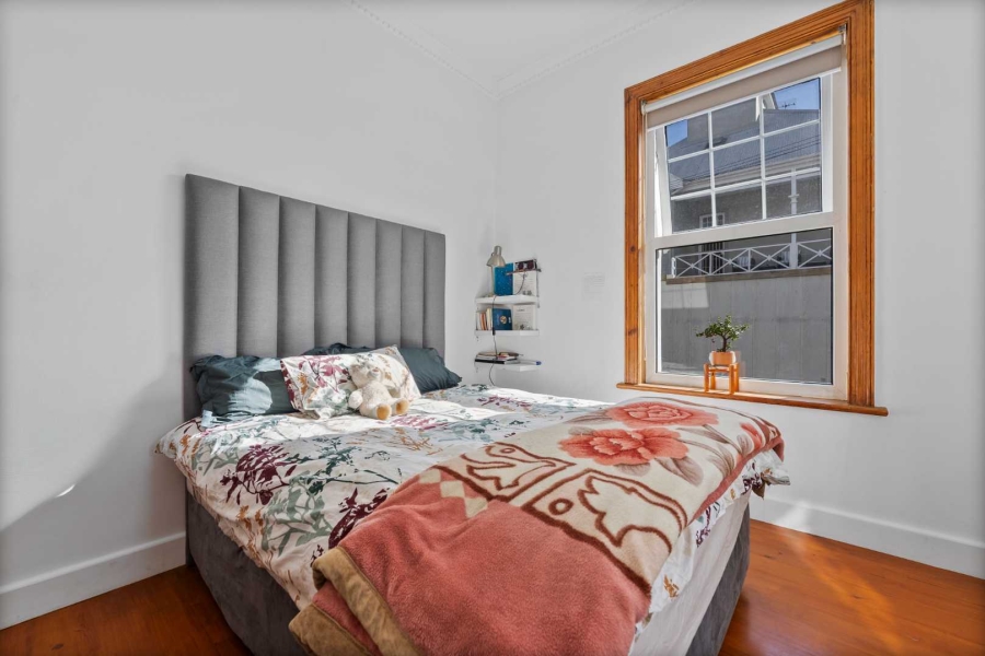 To Let 2 Bedroom Property for Rent in Green Point Western Cape